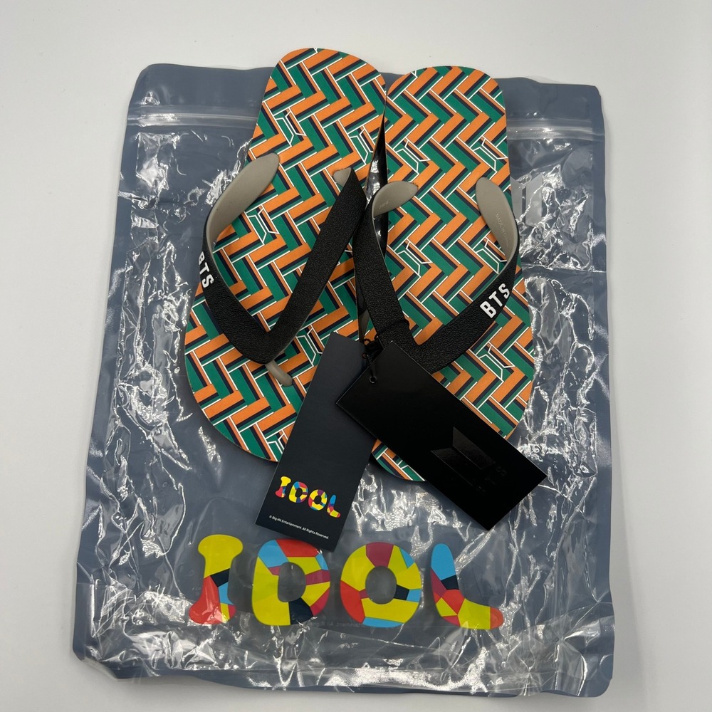 BTS Idol Flip Flops Green Orange Geometric Pattern Slides Sandals US‎ Size 4